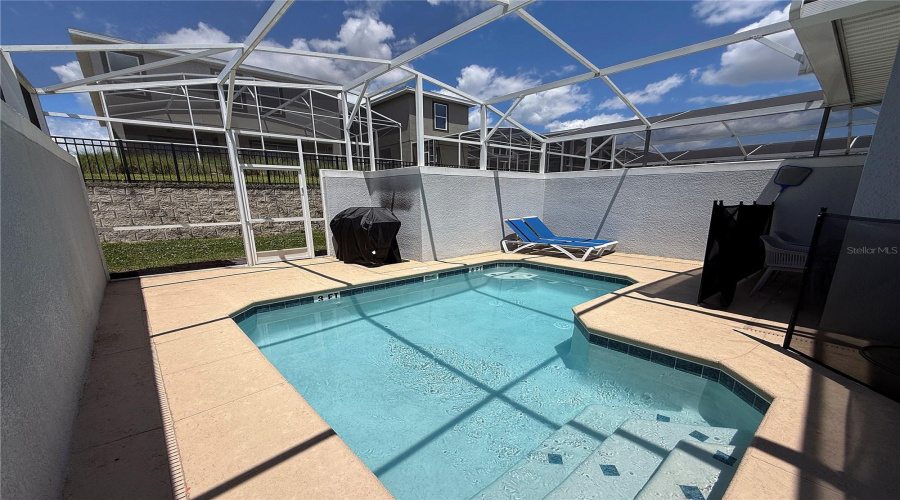 DAVENPORT, Florida 33896, 5 Bedrooms Bedrooms, ,4 BathroomsBathrooms,Residential,For Sale,SPLASH SHOT,0,MFRO6403610