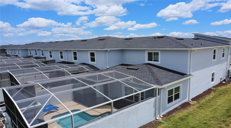 DAVENPORT, Florida 33896, 5 Bedrooms Bedrooms, ,4 BathroomsBathrooms,Residential,For Sale,SPLASH SHOT,0,MFRO6403610
