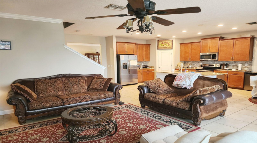 Family Toom Kitchen Combination