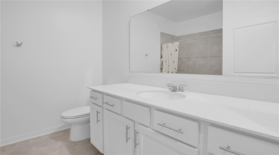 2nd Bathroom