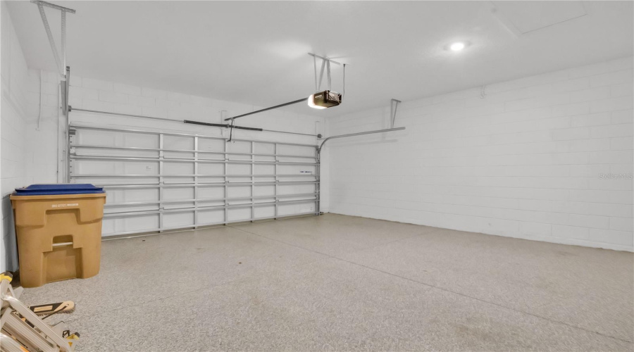 2-Car Garage