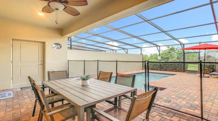 DAVENPORT, Florida 33837, 5 Bedrooms Bedrooms, ,4 BathroomsBathrooms,Residential,For Sale,TERRASONESTA,0,MFRO6409515