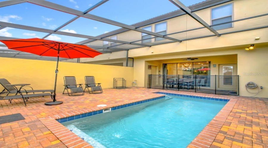 DAVENPORT, Florida 33837, 5 Bedrooms Bedrooms, ,4 BathroomsBathrooms,Residential,For Sale,TERRASONESTA,0,MFRO6409515