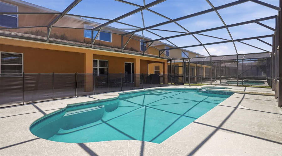 Private in-gound pool and covered porch/lanai
