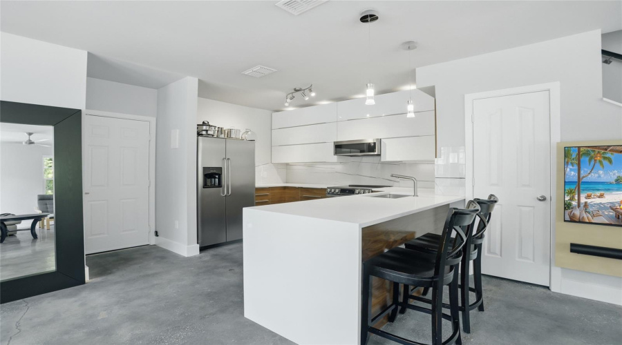 CELEBRATION, Florida 34747, 2 Bedrooms Bedrooms, ,2 BathroomsBathrooms,Residential,For Sale,CENTERVALE,0,MFRO6409340