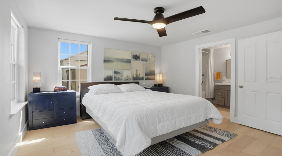 CELEBRATION, Florida 34747, 2 Bedrooms Bedrooms, ,2 BathroomsBathrooms,Residential,For Sale,CENTERVALE,0,MFRO6409340