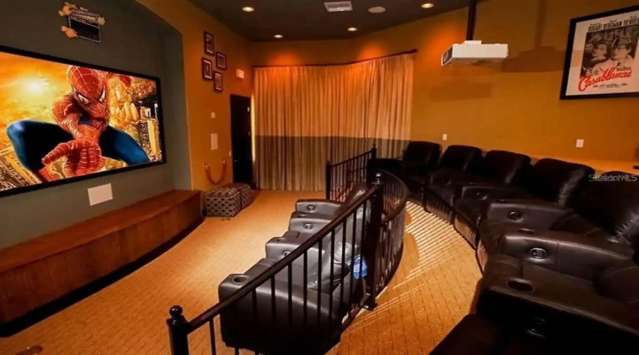 KISSIMMEE, Florida 34746, 5 Bedrooms Bedrooms, ,3 BathroomsBathrooms,Residential,For Sale,CARAVELLE,0,MFRO6359391