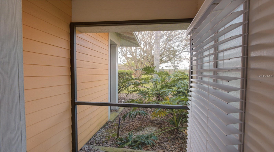 DAVENPORT, Florida 33897, 2 Bedrooms Bedrooms, ,2 BathroomsBathrooms,Residential,For Sale,NEW PROVIDENCE,0,MFRTB8510412