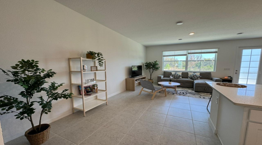 Davenport, Florida 33896, 3 Bedrooms Bedrooms, ,2 Bathroomsbathrooms,Residential,For Sale,Longboat,0,Mfro6409632