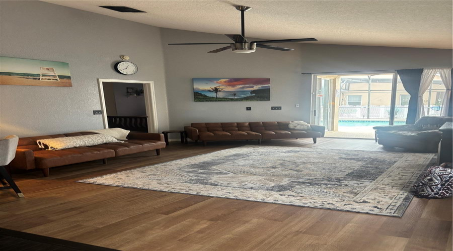 Extra Large open floor plan