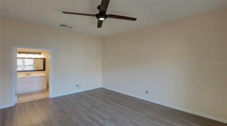 DAVENPORT, Florida 33897, 3 Bedrooms Bedrooms, ,2 BathroomsBathrooms,Residential,For Sale,LUCAYA,0,MFRTB8510407