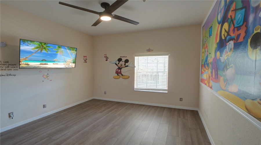 DAVENPORT, Florida 33897, 3 Bedrooms Bedrooms, ,2 BathroomsBathrooms,Residential,For Sale,LUCAYA,0,MFRTB8510407
