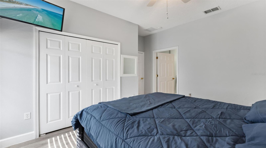 DAVENPORT, Florida 33897, 5 Bedrooms Bedrooms, ,4 BathroomsBathrooms,Residential,For Sale,HIGHGATE PARK,0,MFRO6409488