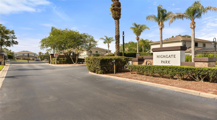 DAVENPORT, Florida 33897, 5 Bedrooms Bedrooms, ,4 BathroomsBathrooms,Residential,For Sale,HIGHGATE PARK,0,MFRO6409488