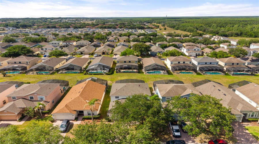 DAVENPORT, Florida 33897, 5 Bedrooms Bedrooms, ,4 BathroomsBathrooms,Residential,For Sale,HIGHGATE PARK,0,MFRO6409488