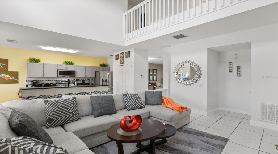 DAVENPORT, Florida 33897, 5 Bedrooms Bedrooms, ,4 BathroomsBathrooms,Residential,For Sale,HIGHGATE PARK,0,MFRO6409488