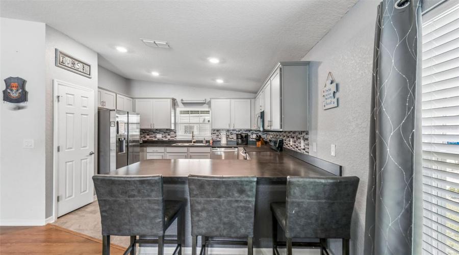 DAVENPORT, Florida 33837, 3 Bedrooms Bedrooms, ,2 BathroomsBathrooms,Residential,For Sale,FOXTAIL,0,MFRTB8510974