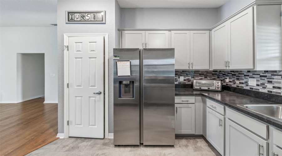 DAVENPORT, Florida 33837, 3 Bedrooms Bedrooms, ,2 BathroomsBathrooms,Residential,For Sale,FOXTAIL,0,MFRTB8510974