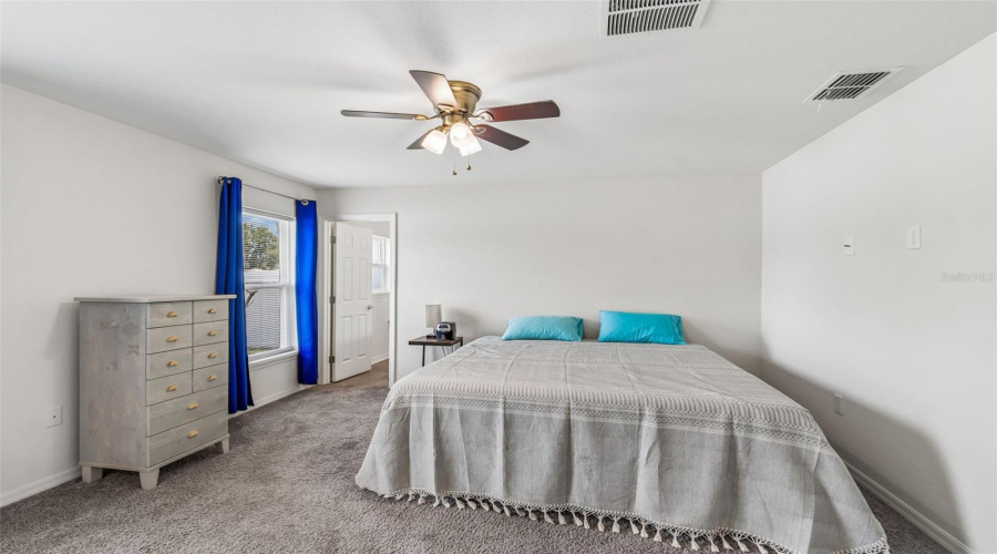 DAVENPORT, Florida 33837, 3 Bedrooms Bedrooms, ,2 BathroomsBathrooms,Residential,For Sale,FOXTAIL,0,MFRTB8510974