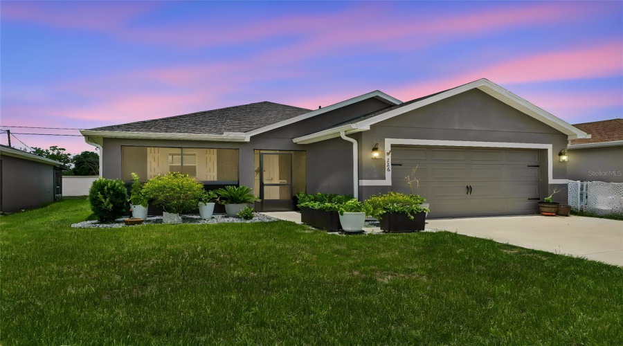 DAVENPORT, Florida 33837, 3 Bedrooms Bedrooms, ,2 BathroomsBathrooms,Residential,For Sale,FOXTAIL,0,MFRTB8510974