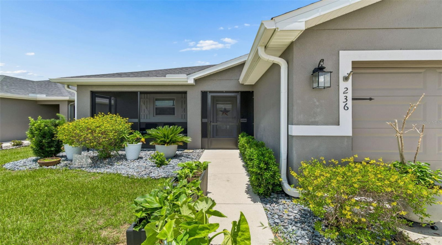 DAVENPORT, Florida 33837, 3 Bedrooms Bedrooms, ,2 BathroomsBathrooms,Residential,For Sale,FOXTAIL,0,MFRTB8510974