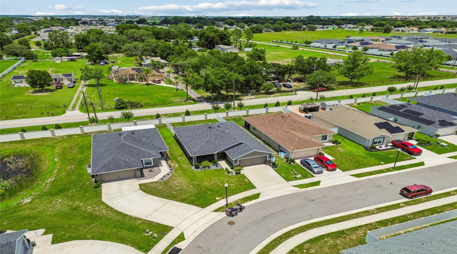 DAVENPORT, Florida 33837, 3 Bedrooms Bedrooms, ,2 BathroomsBathrooms,Residential,For Sale,FOXTAIL,0,MFRTB8510974