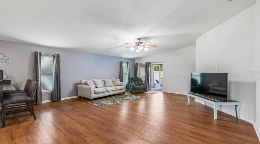 DAVENPORT, Florida 33837, 3 Bedrooms Bedrooms, ,2 BathroomsBathrooms,Residential,For Sale,FOXTAIL,0,MFRTB8510974