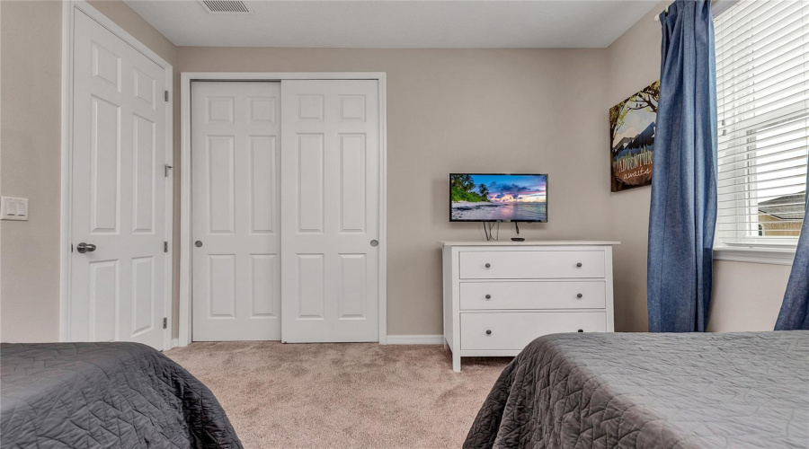 KISSIMMEE, Florida 34747, 4 Bedrooms Bedrooms, ,3 BathroomsBathrooms,Residential,For Sale,FLAMINGO KEY,0,MFRO6409063