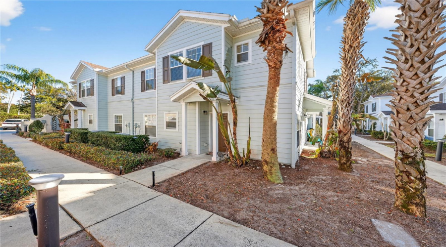 KISSIMMEE, Florida 34746, 4 Bedrooms Bedrooms, ,3 BathroomsBathrooms,Residential,For Sale,LUCAYAN HARBOUR CIR,0,MFRO6379583