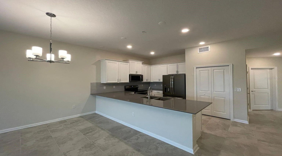DAVENPORT, Florida 33896, 3 Bedrooms Bedrooms, ,2 BathroomsBathrooms,Residential,For Sale,OCEAN COURSE,0,MFRO6408573