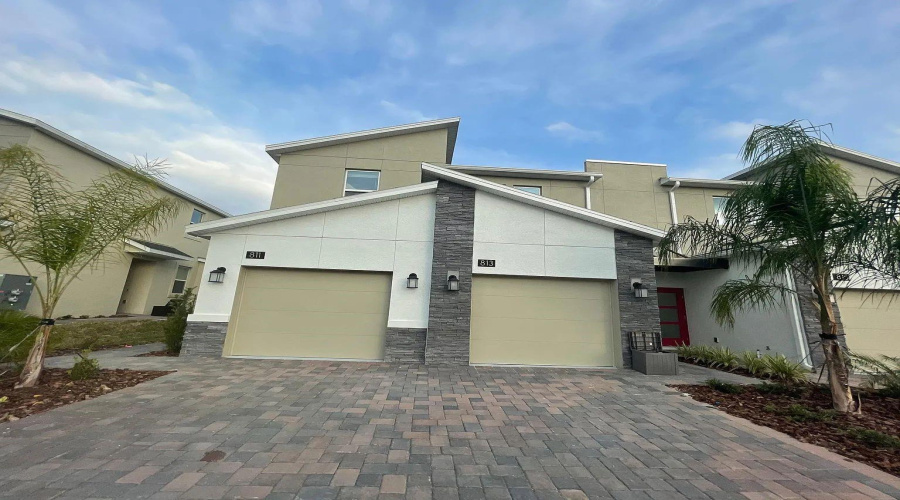 DAVENPORT, Florida 33896, 3 Bedrooms Bedrooms, ,2 BathroomsBathrooms,Residential,For Sale,OCEAN COURSE,0,MFRO6408573