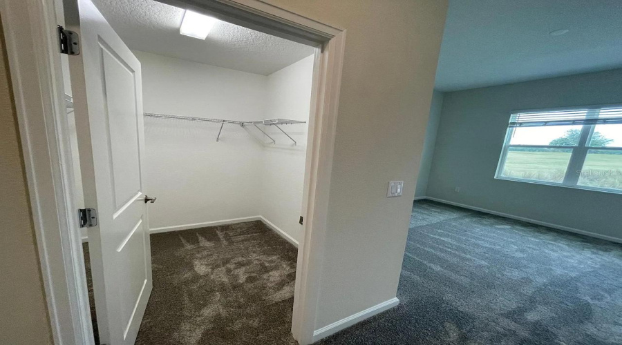 DAVENPORT, Florida 33896, 3 Bedrooms Bedrooms, ,2 BathroomsBathrooms,Residential,For Sale,OCEAN COURSE,0,MFRO6408573