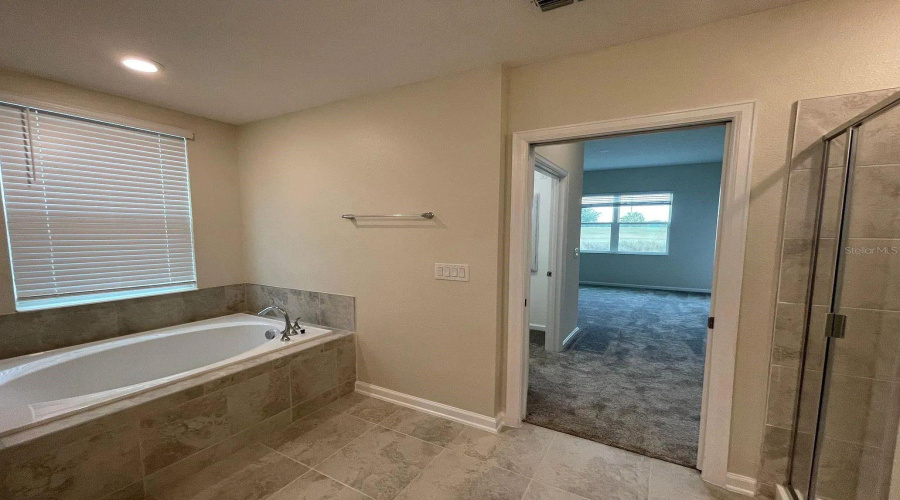 DAVENPORT, Florida 33896, 3 Bedrooms Bedrooms, ,2 BathroomsBathrooms,Residential,For Sale,OCEAN COURSE,0,MFRO6408573