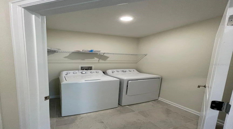 DAVENPORT, Florida 33896, 3 Bedrooms Bedrooms, ,2 BathroomsBathrooms,Residential,For Sale,OCEAN COURSE,0,MFRO6408573