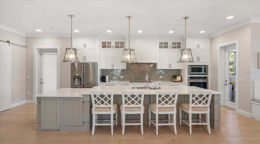 REUNION, Florida 34747, 6 Bedrooms Bedrooms, ,6 BathroomsBathrooms,Residential,For Sale,EXCITEMENT,0,MFRO6409845