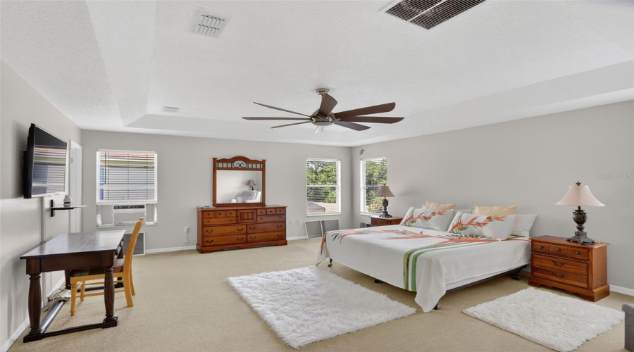 DAVENPORT, Florida 33896, 5 Bedrooms Bedrooms, ,4 BathroomsBathrooms,Residential,For Sale,SAND RIDGE,0,MFRO6409861