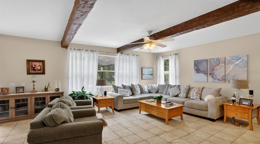 DAVENPORT, Florida 33896, 5 Bedrooms Bedrooms, ,4 BathroomsBathrooms,Residential,For Sale,SAND RIDGE,0,MFRO6409861