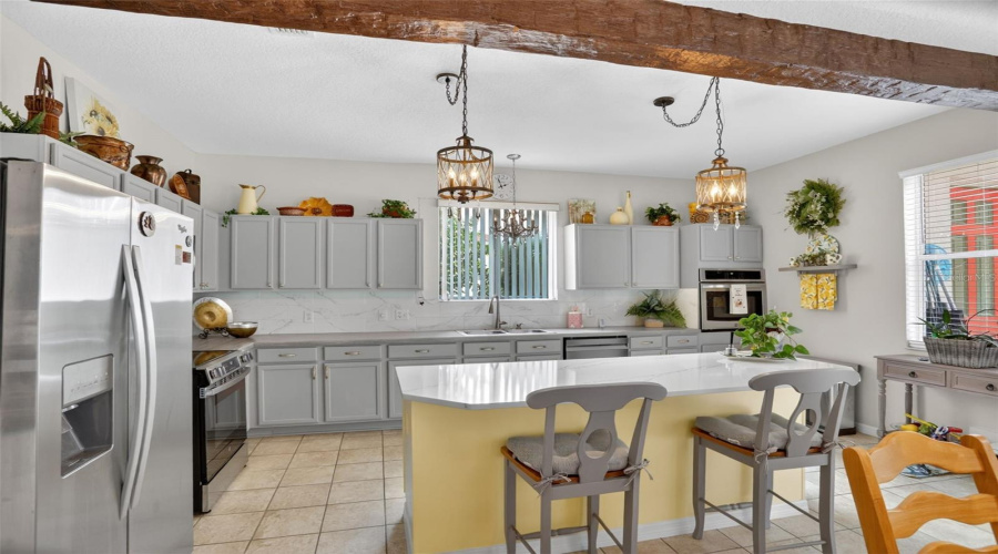 DAVENPORT, Florida 33896, 5 Bedrooms Bedrooms, ,4 BathroomsBathrooms,Residential,For Sale,SAND RIDGE,0,MFRO6409861