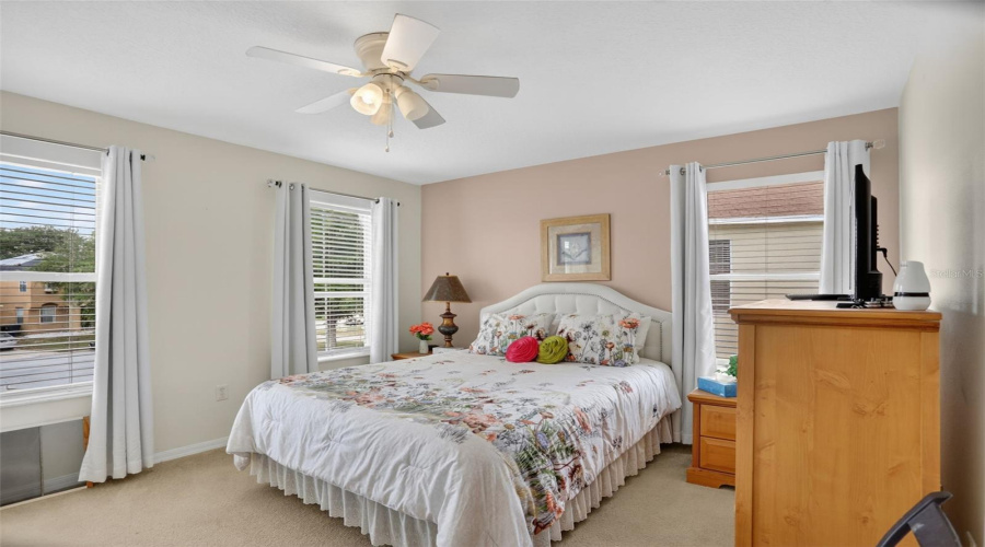 DAVENPORT, Florida 33896, 5 Bedrooms Bedrooms, ,4 BathroomsBathrooms,Residential,For Sale,SAND RIDGE,0,MFRO6409861