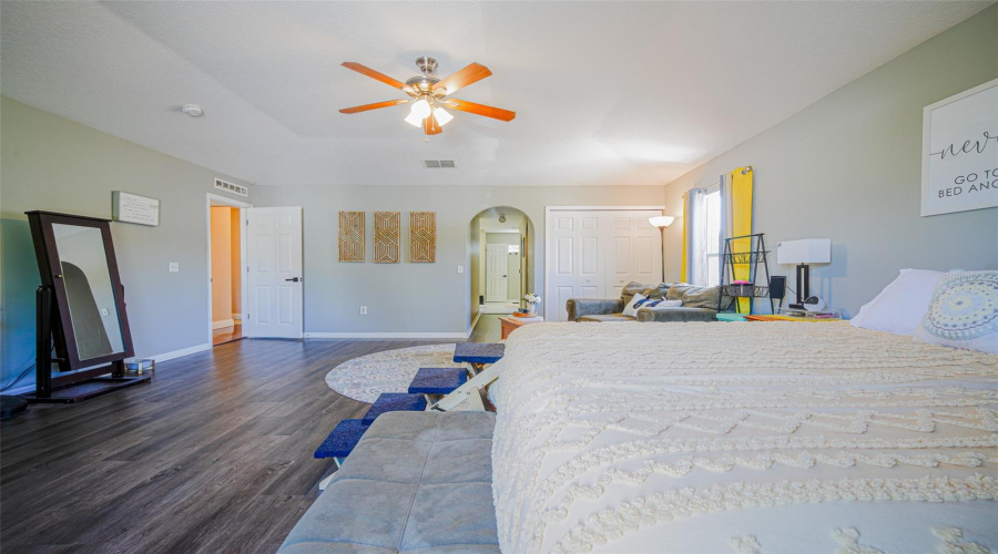 DAVENPORT, Florida 33837, 4 Bedrooms Bedrooms, ,3 BathroomsBathrooms,Residential,For Sale,LOBELIA,0,MFRO6410078