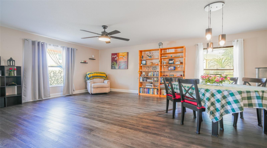 DAVENPORT, Florida 33837, 4 Bedrooms Bedrooms, ,3 BathroomsBathrooms,Residential,For Sale,LOBELIA,0,MFRO6410078