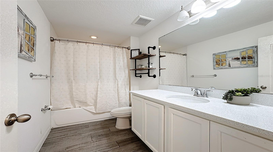 DAVENPORT, Florida 33896, 3 Bedrooms Bedrooms, ,2 BathroomsBathrooms,Residential,For Sale,BENOI DR,0,MFRO6409446
