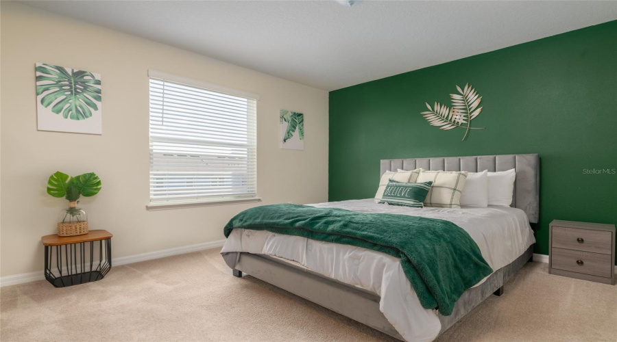 DAVENPORT, Florida 33897, 8 Bedrooms Bedrooms, ,6 BathroomsBathrooms,Residential,For Sale,LILAC,0,MFRO6409110