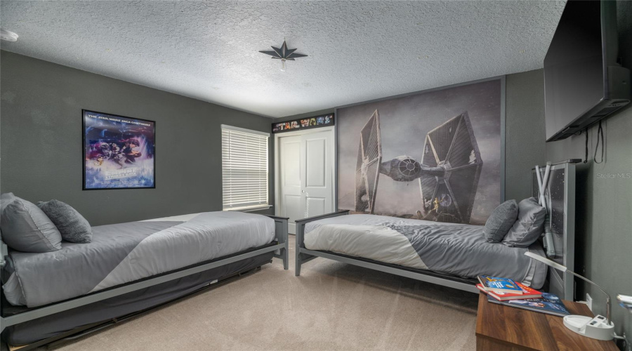 DAVENPORT, Florida 33897, 8 Bedrooms Bedrooms, ,6 BathroomsBathrooms,Residential,For Sale,LILAC,0,MFRO6409110