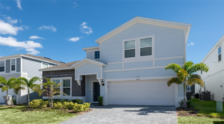 DAVENPORT, Florida 33897, 8 Bedrooms Bedrooms, ,6 BathroomsBathrooms,Residential,For Sale,LILAC,0,MFRO6409110