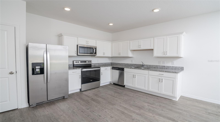 DAVENPORT, Florida 33837, 3 Bedrooms Bedrooms, ,2 BathroomsBathrooms,Residential,For Sale,MADISON,0,MFRO6410082