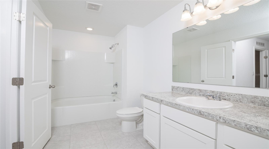 DAVENPORT, Florida 33837, 3 Bedrooms Bedrooms, ,2 BathroomsBathrooms,Residential,For Sale,MADISON,0,MFRO6410082