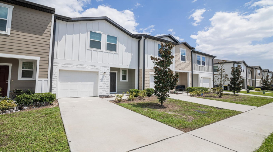 DAVENPORT, Florida 33837, 3 Bedrooms Bedrooms, ,2 BathroomsBathrooms,Residential,For Sale,MADISON,0,MFRO6410082