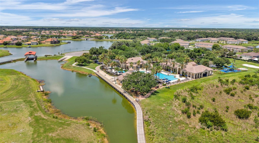 KISSIMMEE, Florida 34746, 5 Bedrooms Bedrooms, ,4 BathroomsBathrooms,Residential,For Sale,GOLDEN FEATHER,0,MFRL4962124