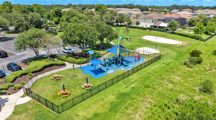 KISSIMMEE, Florida 34746, 5 Bedrooms Bedrooms, ,4 BathroomsBathrooms,Residential,For Sale,GOLDEN FEATHER,0,MFRL4962124